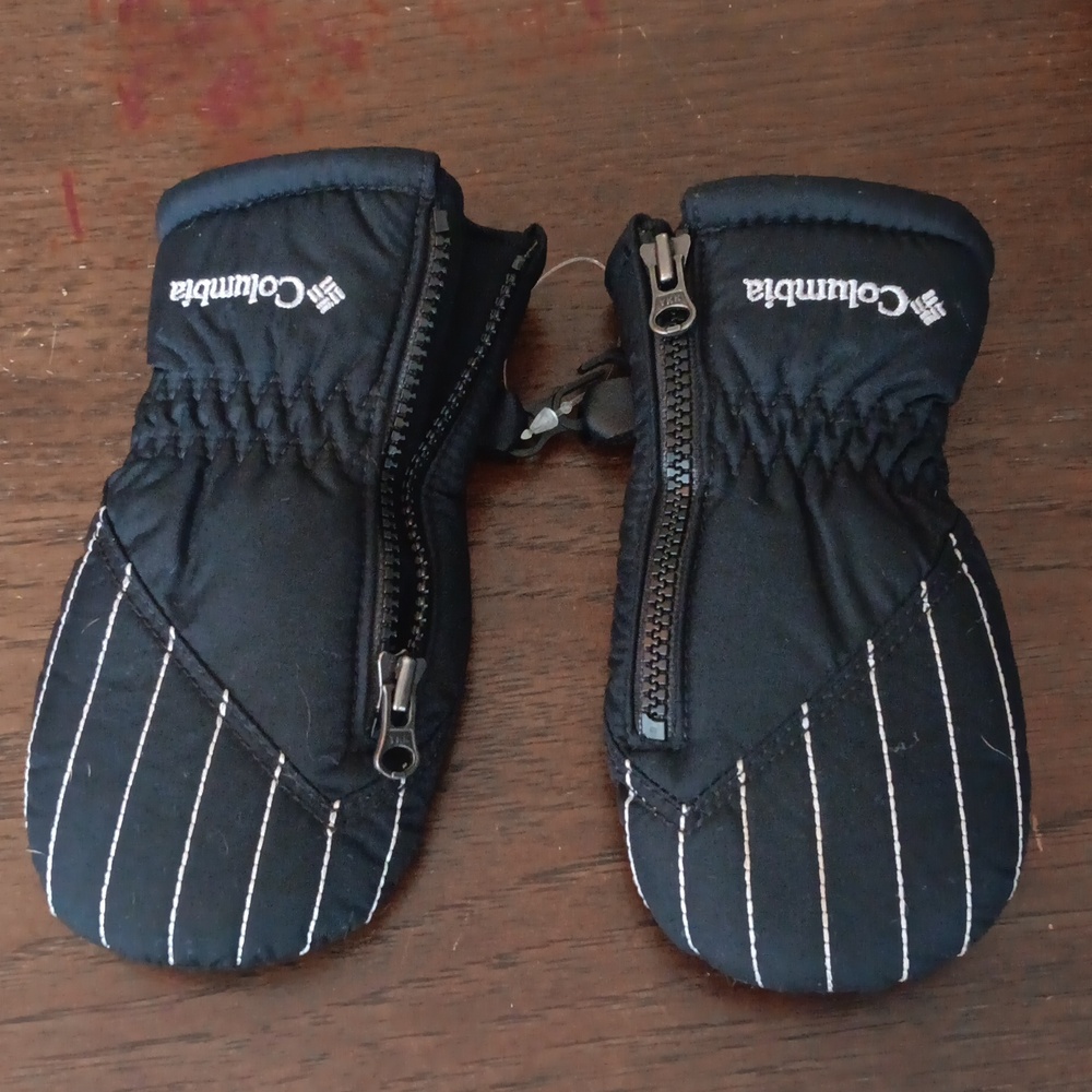 Columbia mittens, never worn, infant size. Black.